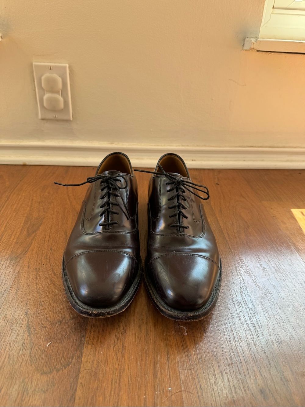 Johnston & Murphy Men's Oxblood Cordovan Leather Cap-Toe Oxfords